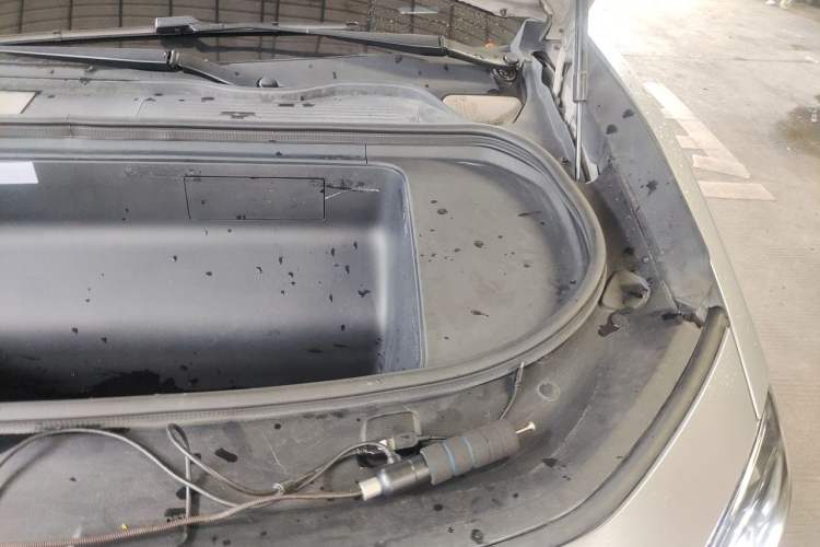 Used HiPhi Y 2023 560 km Pioneer Edition Engine Bay Left