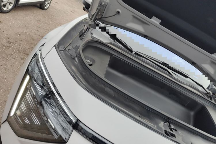 Used HiPhi Y 2023 560 km Pioneer Edition Engine Bay Right