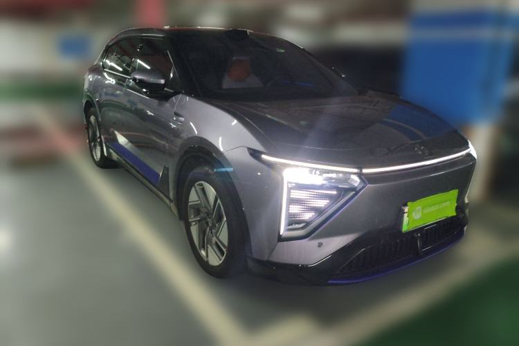 Used HiPhi Y 2023 560 km Pioneer Edition Front Right 45 Deg