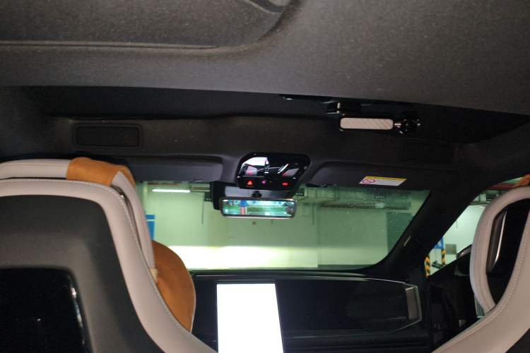 Used HiPhi Y 2023 560 km Pioneer Edition Headliner