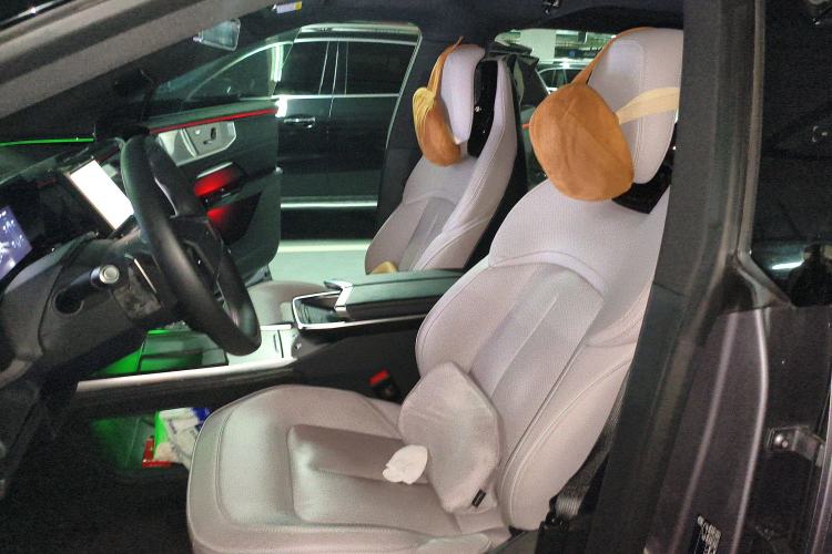 Used HiPhi Y 2023 560 km Pioneer Edition Left Front Seat