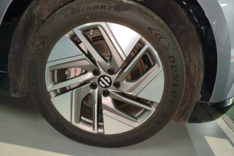 Used HiPhi Y 2023 560 km Pioneer Edition Right Front Wheel Hub