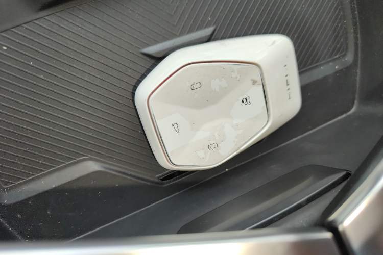 Used HiPhi Y 2023 560 km Pioneer Edition Vehicle Key