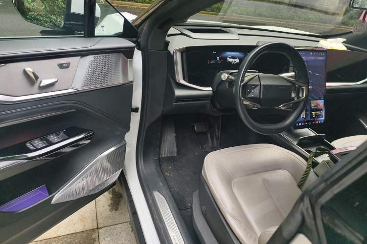 Used HiPhi Y 2023 560 km Pioneer Edition Driver Seat