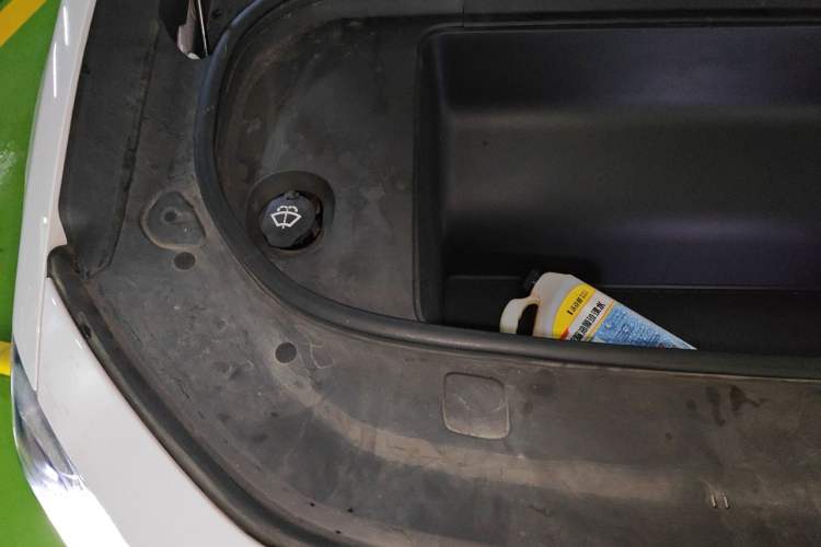 Used HiPhi Y 2023 560 km Pioneer Edition Engine Bay Right