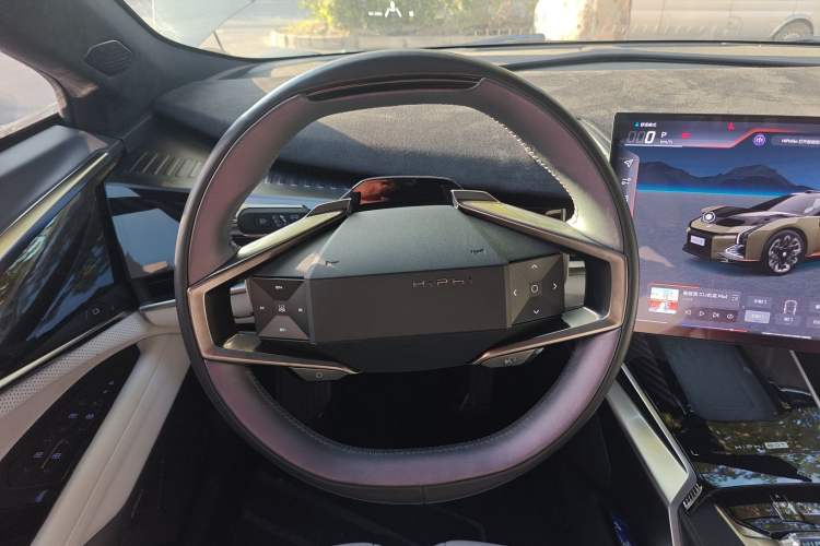 Used HiPhi Z 2023 Four-Seat Version Steering Wheel