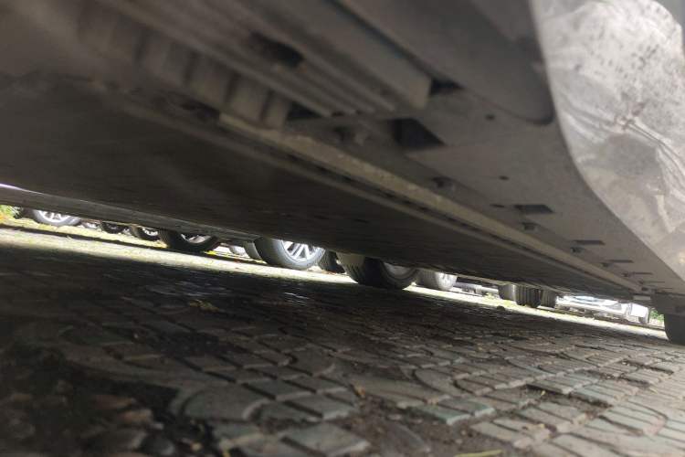 Used HiPhi Z 2023 Four-Seat Version Chassis Front Left