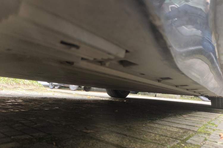 Used HiPhi Z 2023 Four-Seat Version Chassis Rear Right