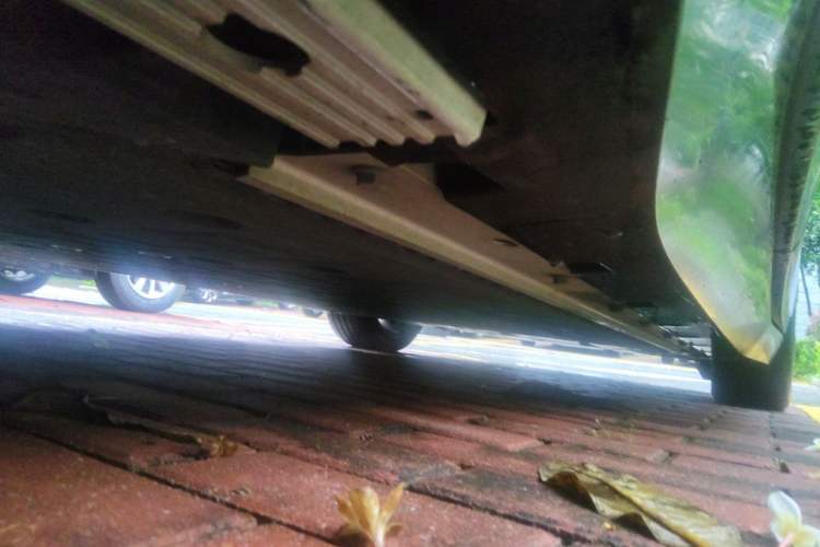 Used HiPhi Z 2023 Four-Seat Version Chassis Rear Right