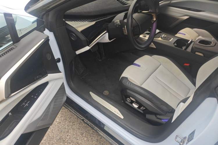 Used HiPhi Z 2023 Five-Seater Version Driver Seat