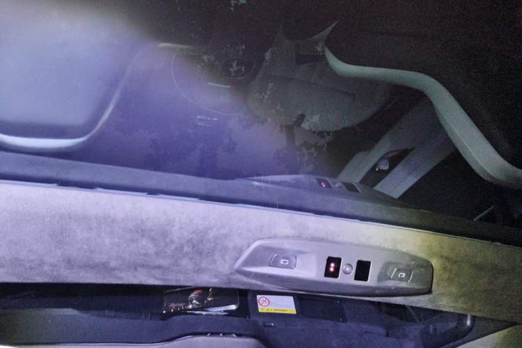 Used HiPhi Z 2023 Four-Seat Version Headliner