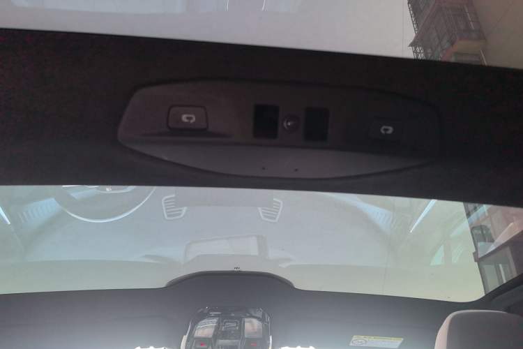 Used HiPhi Z 2023 Four-Seat Version Headliner