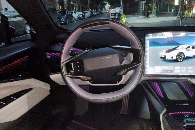 Used HiPhi Z 2023 Four-Seat Version Steering Wheel
