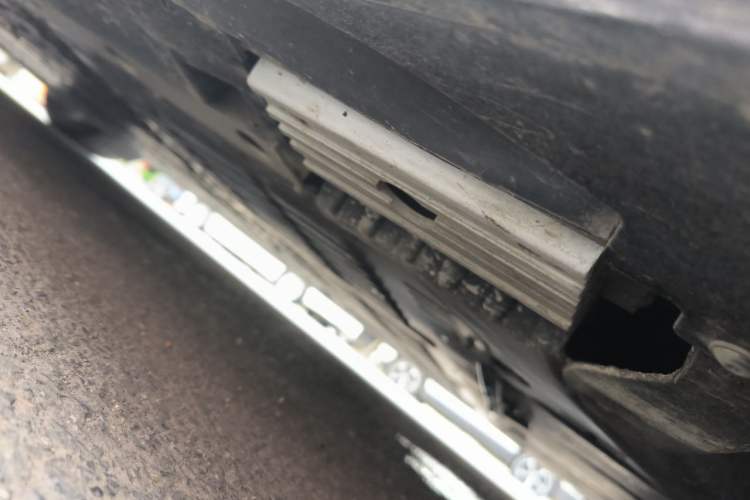 Used HiPhi Z 2023 Four-Seat Version Chassis Front Right