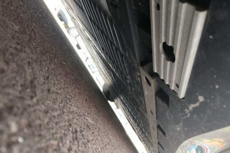 Used HiPhi Z 2023 Four-Seat Version Chassis Rear Right