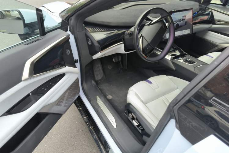 Used HiPhi Z 2023 Four-Seat Version Driver Seat