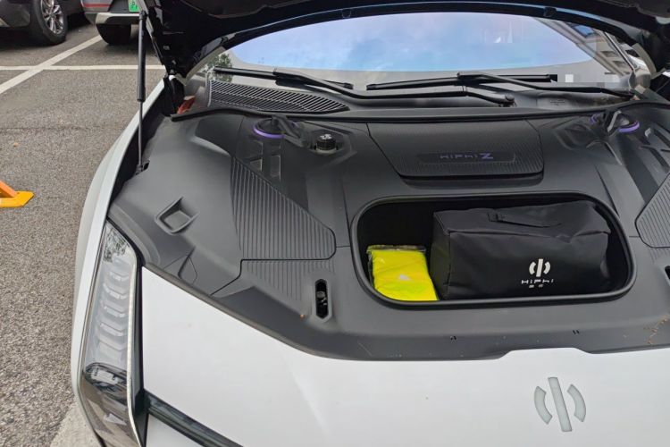 Used HiPhi Z 2023 Four-Seat Version Engine Bay Right