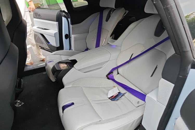 Used HiPhi Z 2023 Four-Seat Version Left Rear Seat