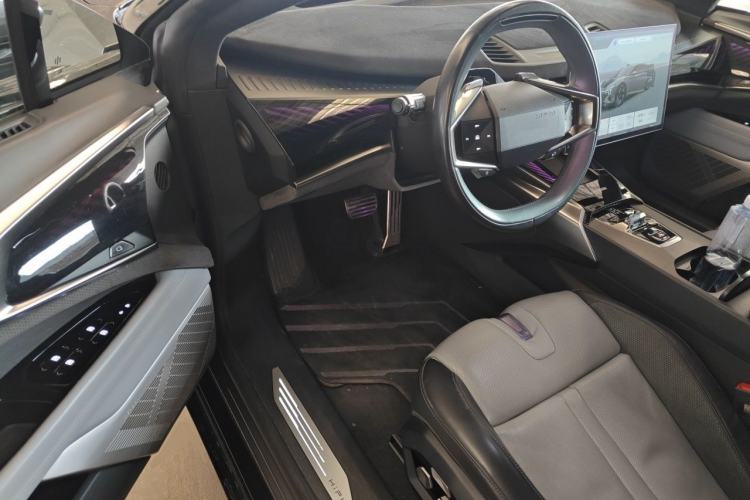 Used HiPhi Z 2023 Five-Seater Version Driver Seat