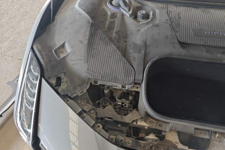 Used HiPhi Z 2023 Five-Seater Version Engine Bay Right