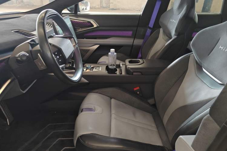 Used HiPhi Z 2023 Five-Seater Version Left Front Seat