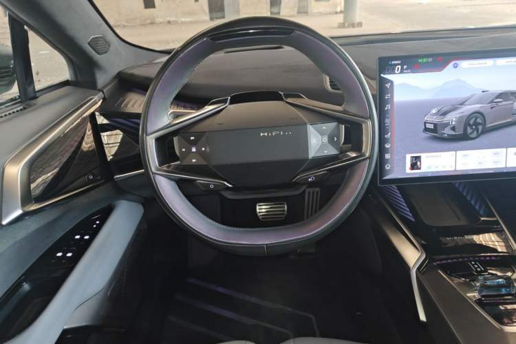 Used HiPhi Z 2023 Five-Seater Version Steering Wheel