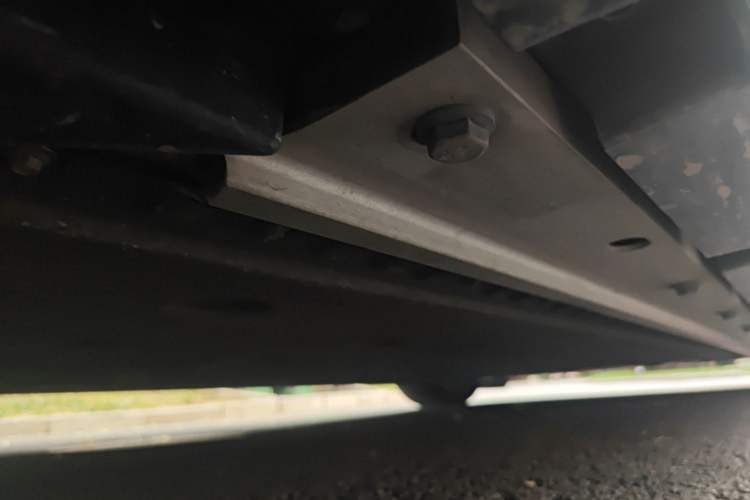 Used HiPhi Z 2023 Four-Seat Version Chassis Rear Right