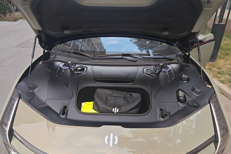 Used HiPhi Z 2023 Four-Seat Version Engine Bay