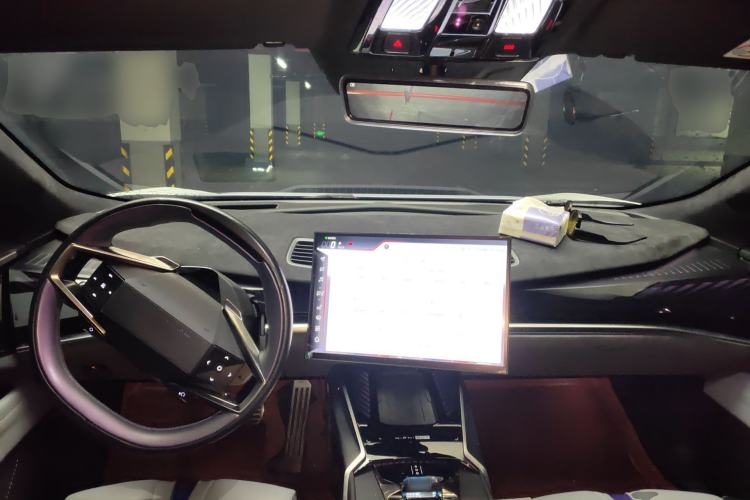 Used HiPhi Z 2023 Four-Seat Version Center Console
