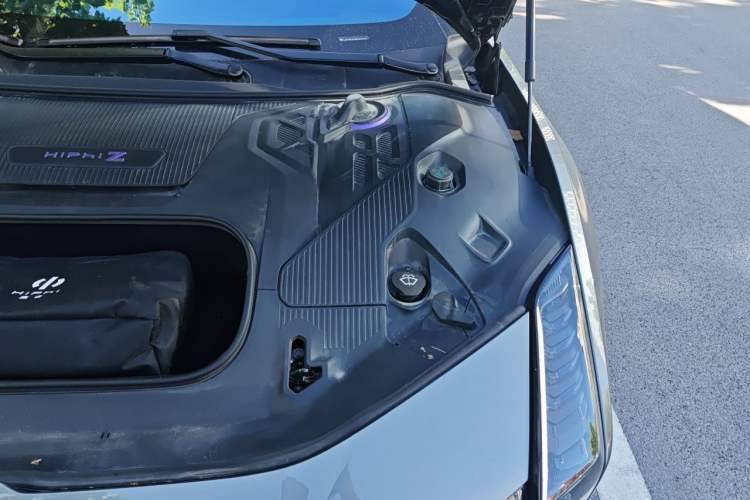 Used HiPhi Z 2023 Four-Seat Version Engine Bay Left