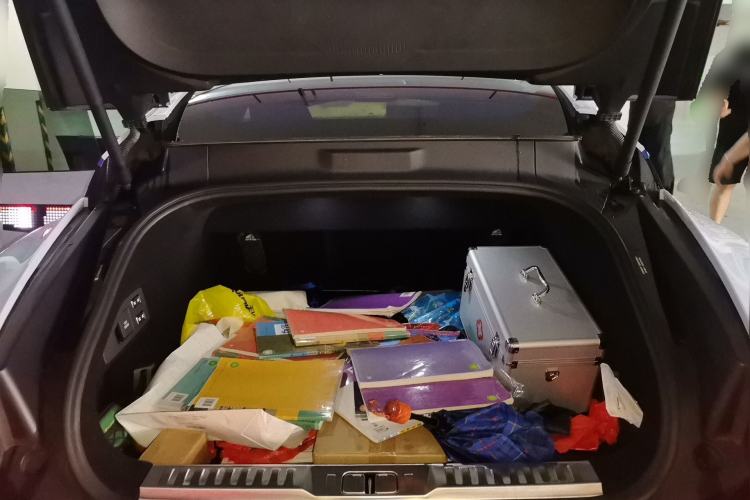 Used HiPhi Z 2023 Five-Seater Version Trunk