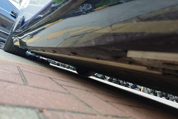 Used HiPhi Z 2023 Five-Seater Version Chassis Front Right