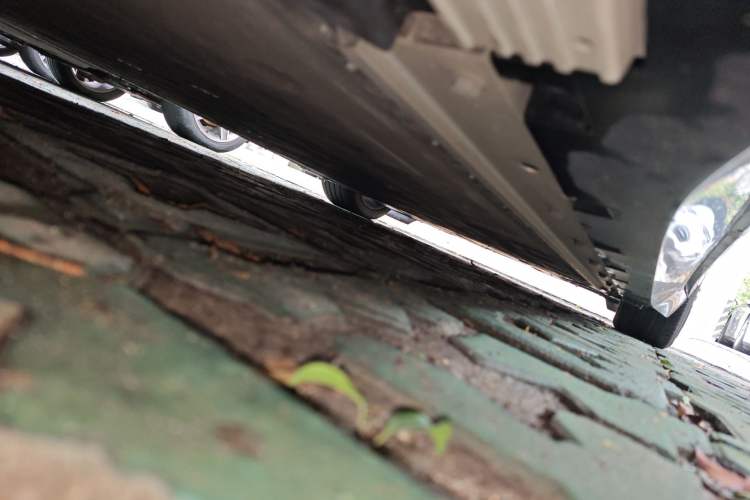Used HiPhi Z 2023 Five-Seater Version Chassis Rear Right