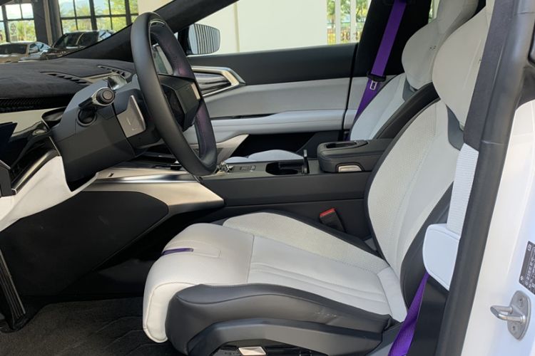 Used HiPhi Z 2023 City Edition Four Seats Interior 4