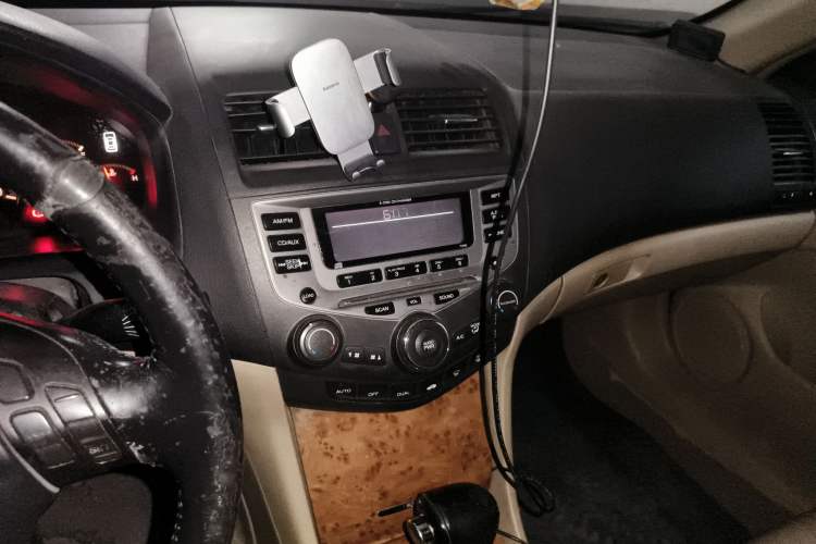 Used Honda Accord 2004 2.4L Audio And AC Panel
