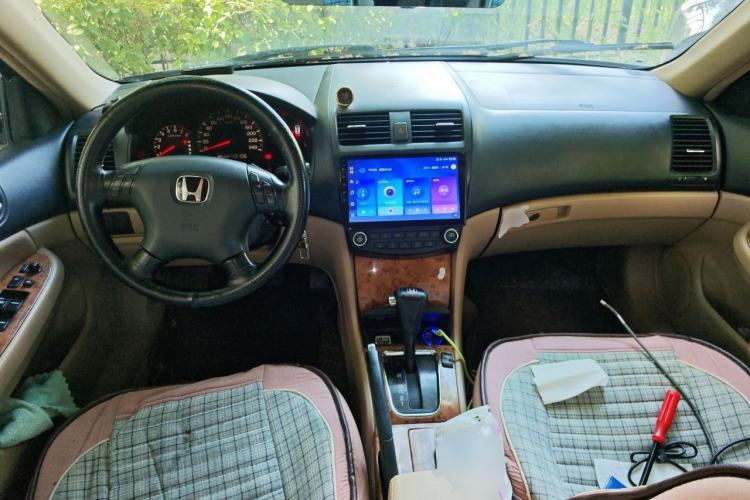 Used Honda Accord 2004 2.4L Center Console