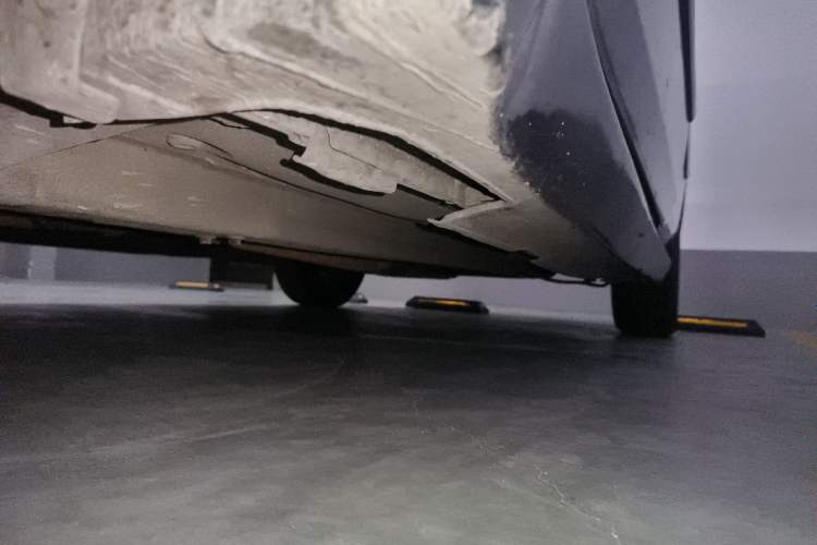 Used Honda Accord 2004 2.4L Chassis Front Left