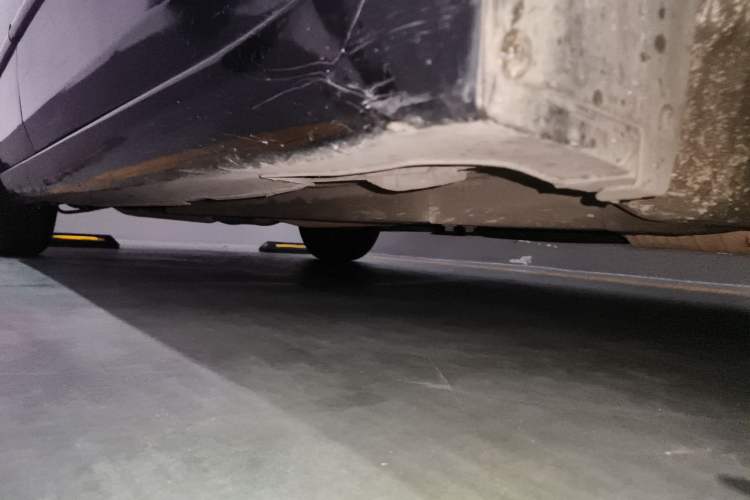 Used Honda Accord 2004 2.4L Chassis Front Right