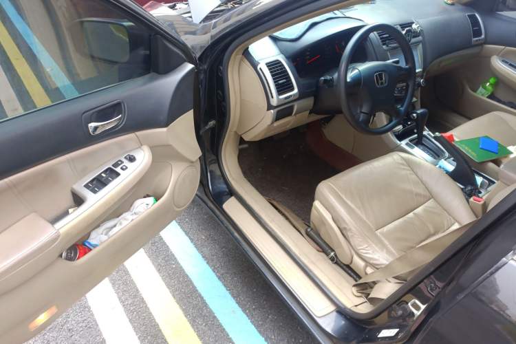 Used Honda Accord 2004 2.0L Driver Seat