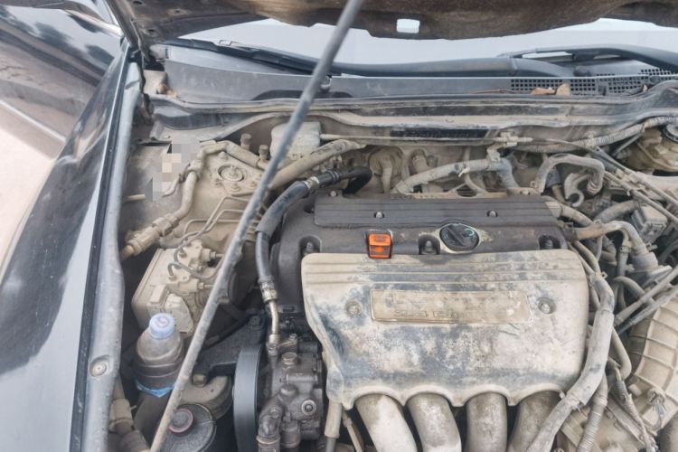 Used Honda Accord 2004 2.4L Engine Bay Right