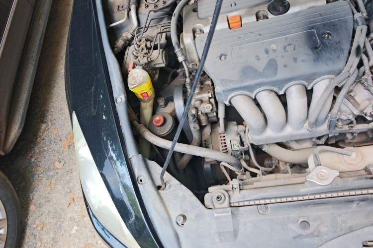 Used Honda Accord 2004 2.4L Engine Bay Right