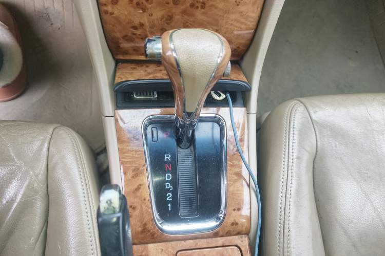 Used Honda Accord 2004 2.4L Gear Lever