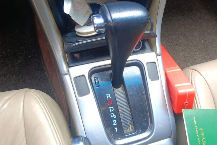 Used Honda Accord 2004 2.0L Gear Lever