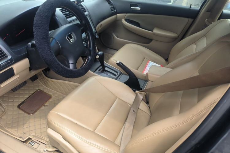 Used Honda Accord 2004 2.0L Left Front Seat
