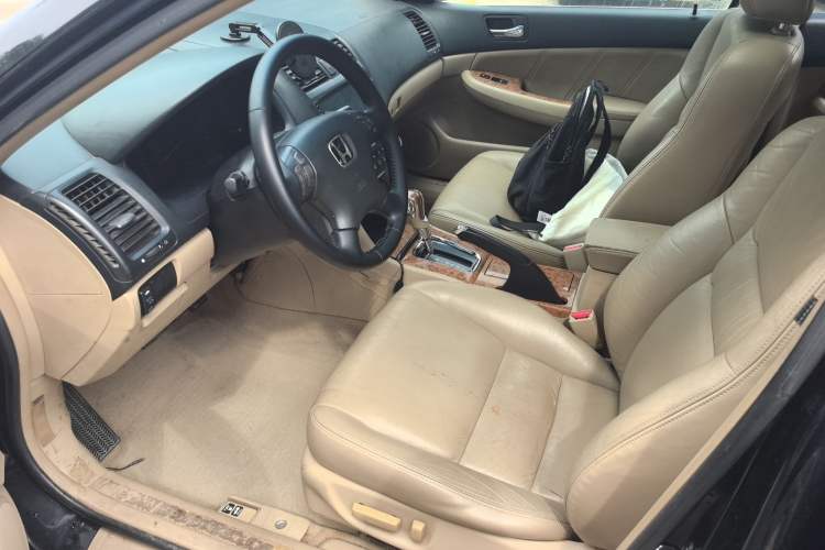 Used Honda Accord 2004 2.4L Left Front Seat