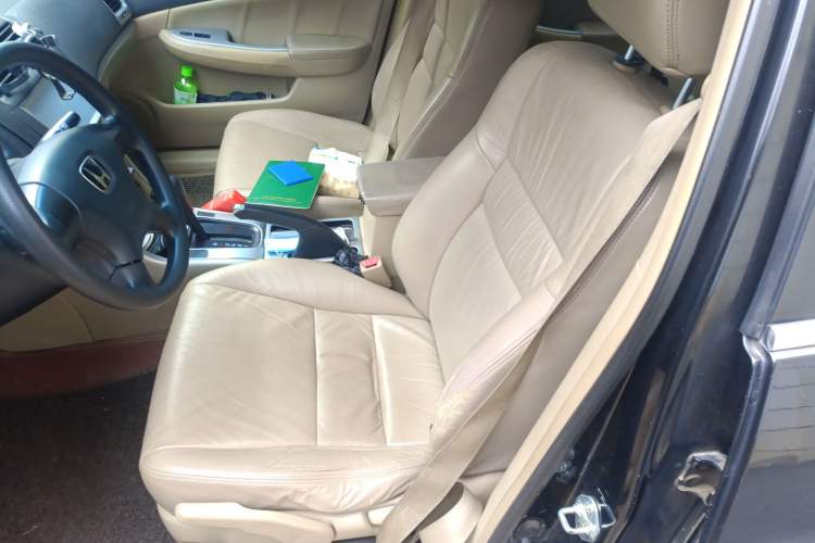 Used Honda Accord 2004 2.0L Left Front Seat