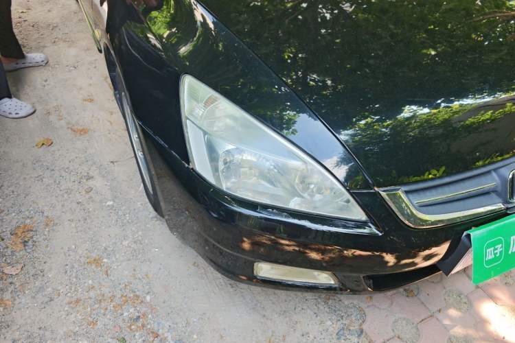 Used Honda Accord 2004 2.4L Right Front Headlight