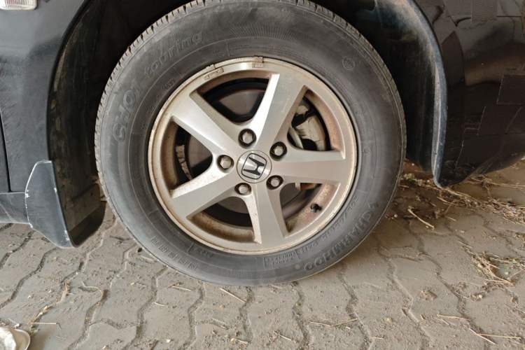 Used Honda Accord 2004 2.0L Right Front Wheel Hub