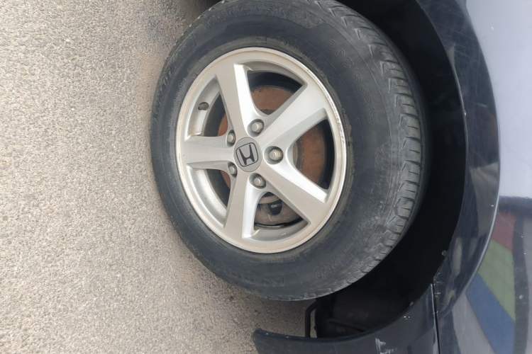 Used Honda Accord 2004 2.0L Right Front Wheel Hub