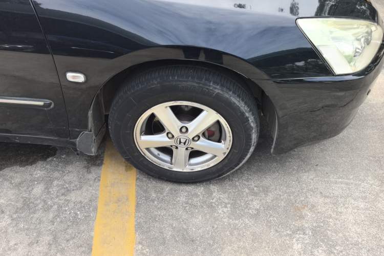 Used Honda Accord 2004 2.4L Right Front Wheel Hub